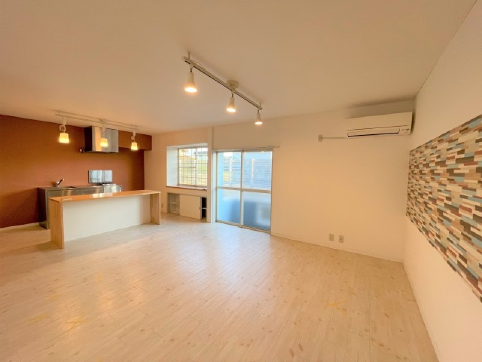 圧巻の広さ22帖。