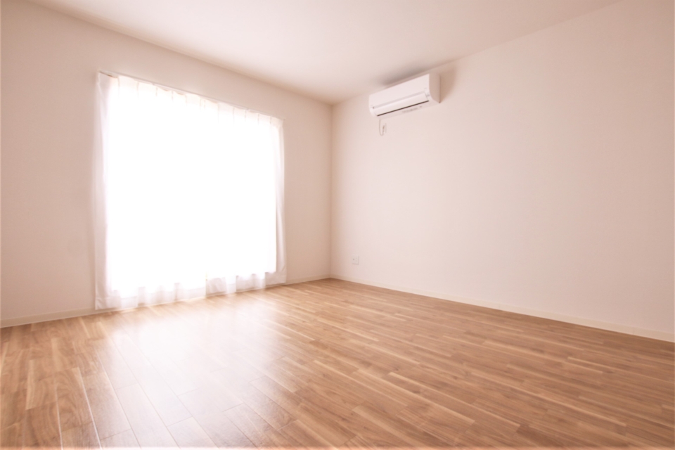 8.5帖の広めな洋室。お子様のお部屋にいかかでしょうか。