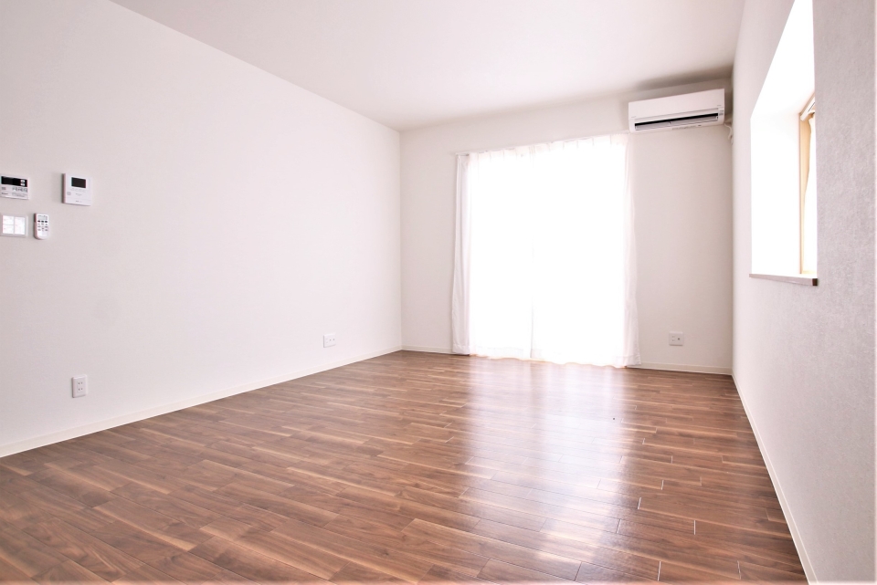 落ち着きのある色味でアレンジも自由自在。