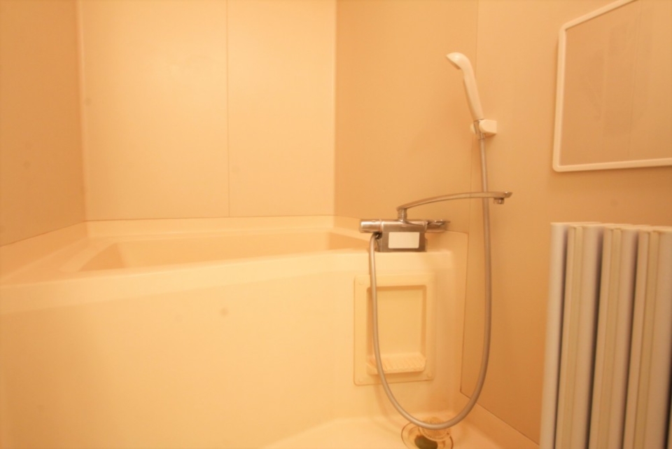 お風呂はコンパクト