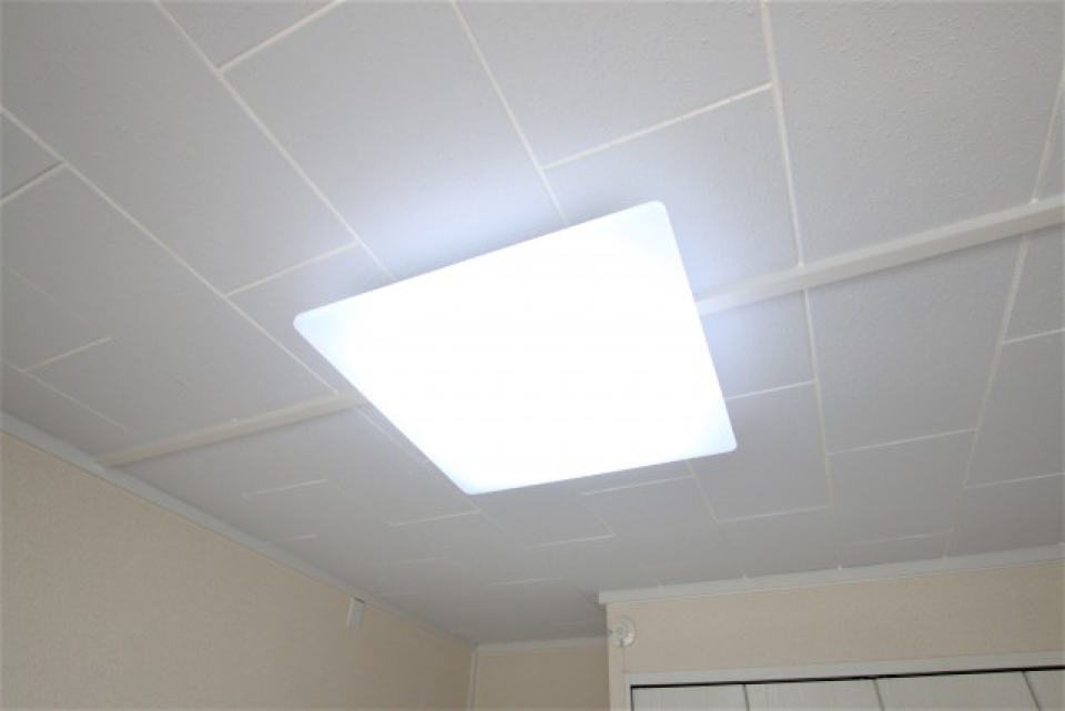 こちらはライトが四角です、やはりレトロかわいい。