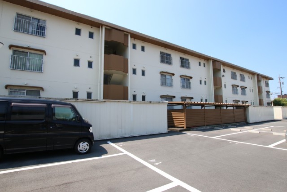 外観。存在感あります。