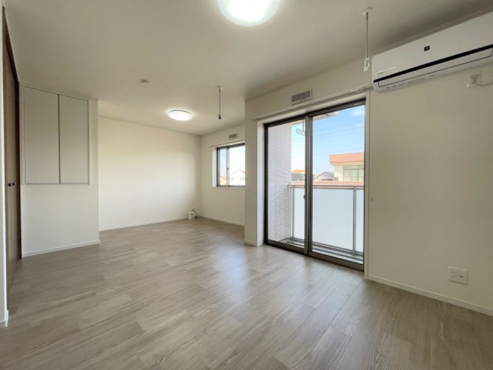 窓が2つあるのでお部屋が明るい。