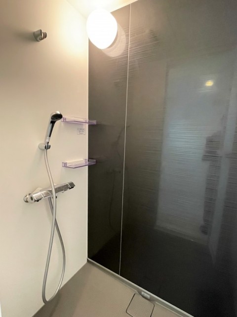 シャワールームです。お風呂の時間はさっと済ませましょう。