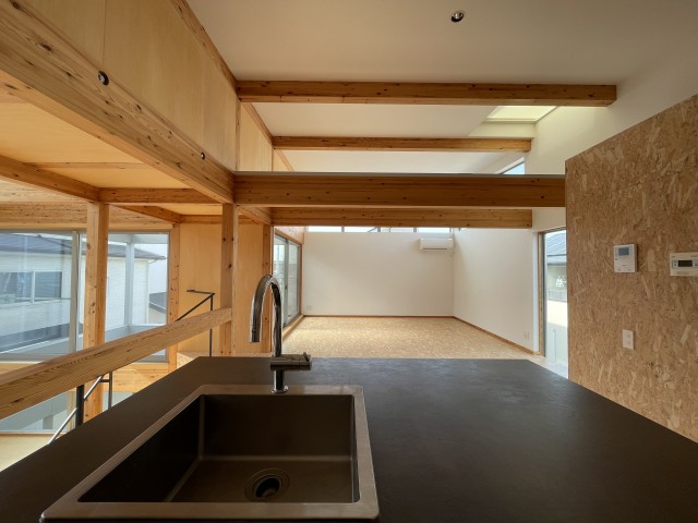 お皿洗い中の眺めがこんなに美しいなんて&hellip;