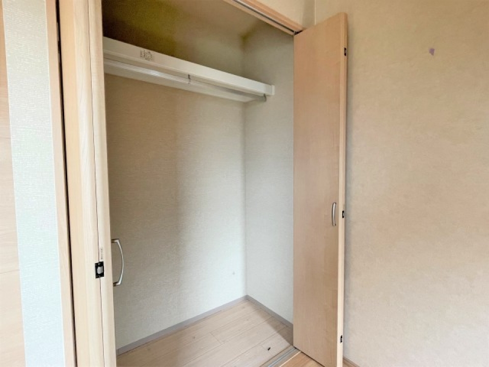 クローゼットもついてます
