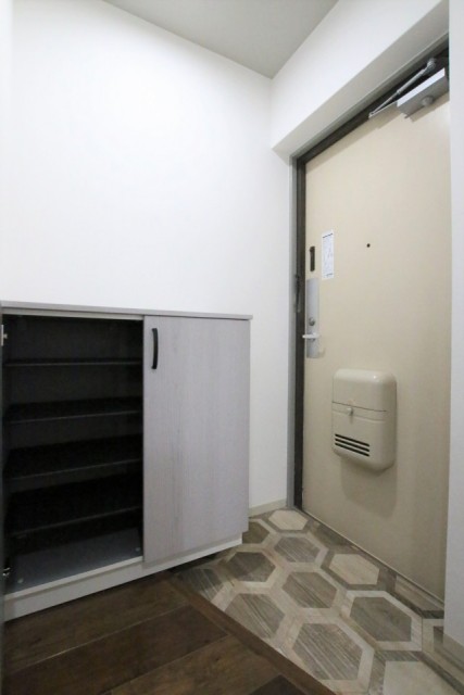 玄関のタイルまでこんなオシャレ&hellip;シューズボックスもついてます！