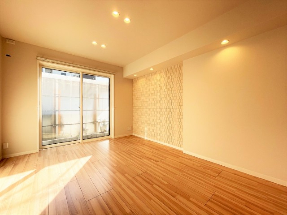 真新しいお部屋が船越町に登場です！！