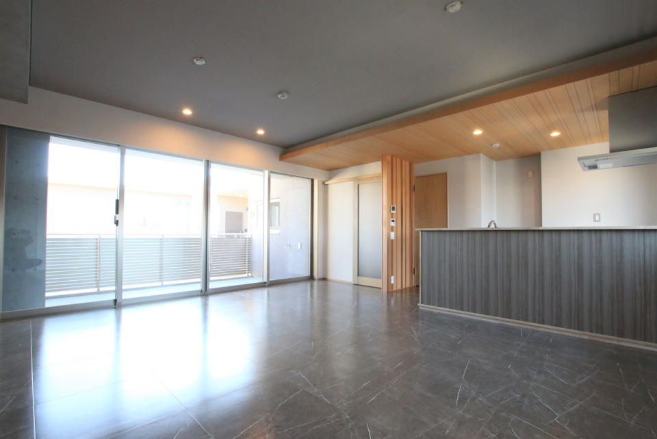 美しい18.9帖のLDK。