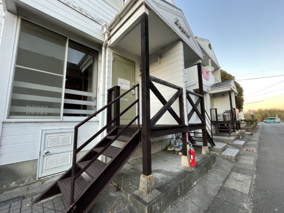 玄関前の様子。