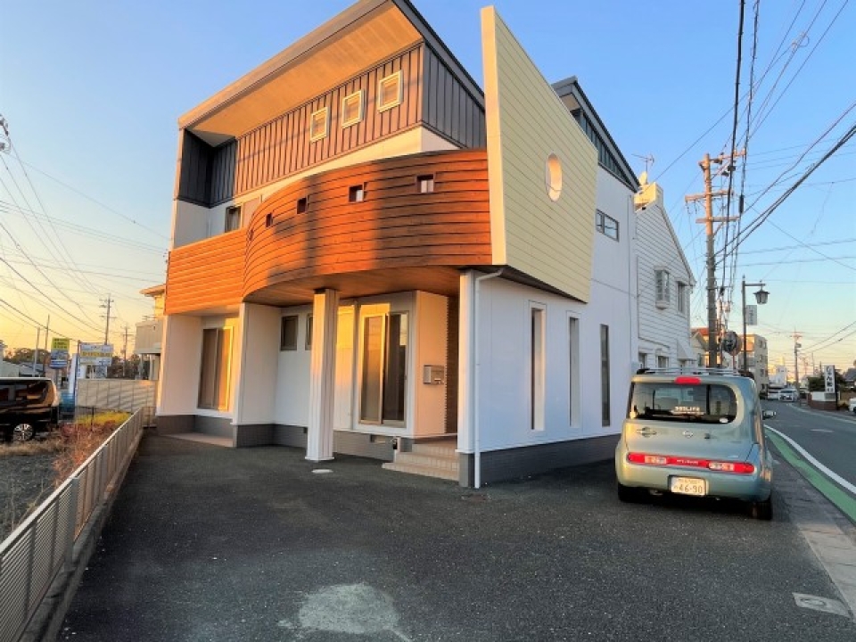 目立つ外観ですね♪