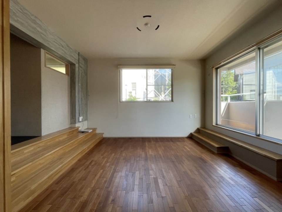 WOOD感のあるフローリング。