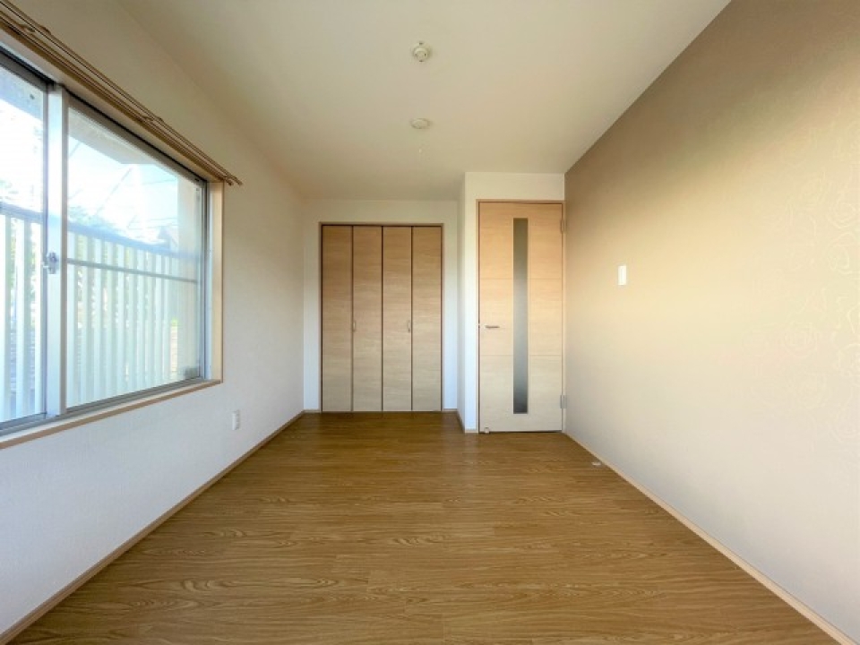 洋室7帖。クローゼット完備です。