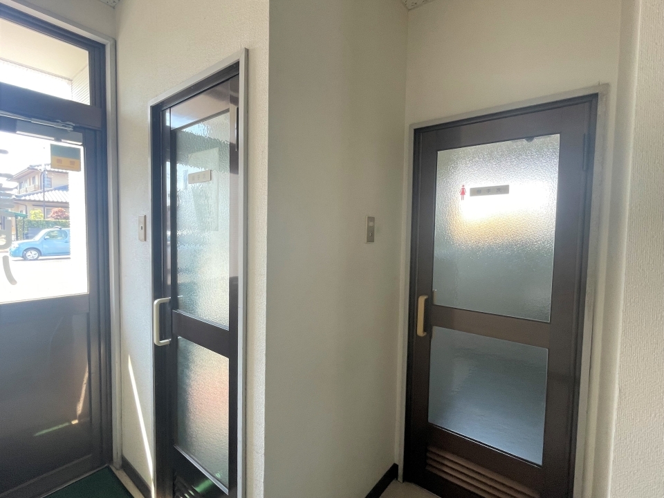 こちらも共用部トイレ。2つあり男女で分かれていました。