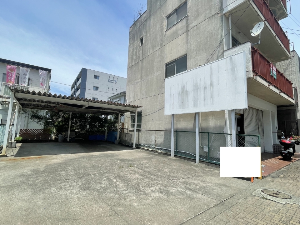 駐車場スペース