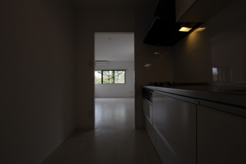 そんなキッチンスペースからも季節の自然絵画が楽しめる。