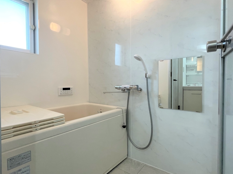 窓付きで明るいお風呂