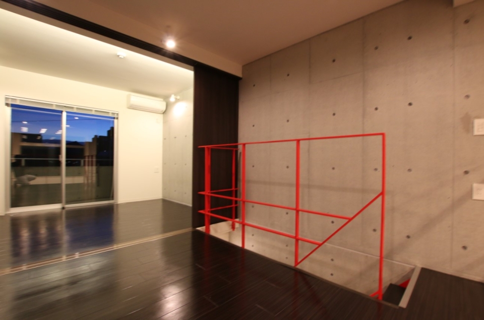 ２Fへ上がってもカッコいい!!