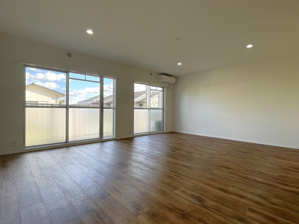 四角いシンプルなお部屋です