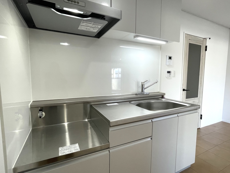 コンロは自分の好きなのを置きましょう！