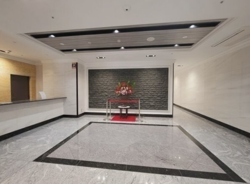 お迎えしてくれる高級感溢れるエントランスホール。 ※画像はイメージです。