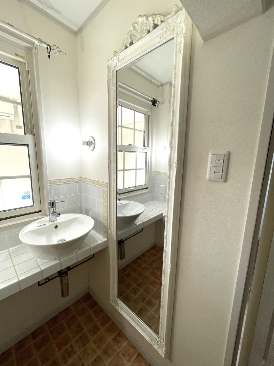 既設の大きな姿見