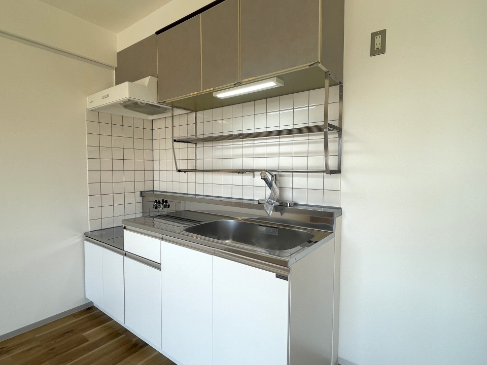 キッチンはシンプルに。収納はバッチリ◎