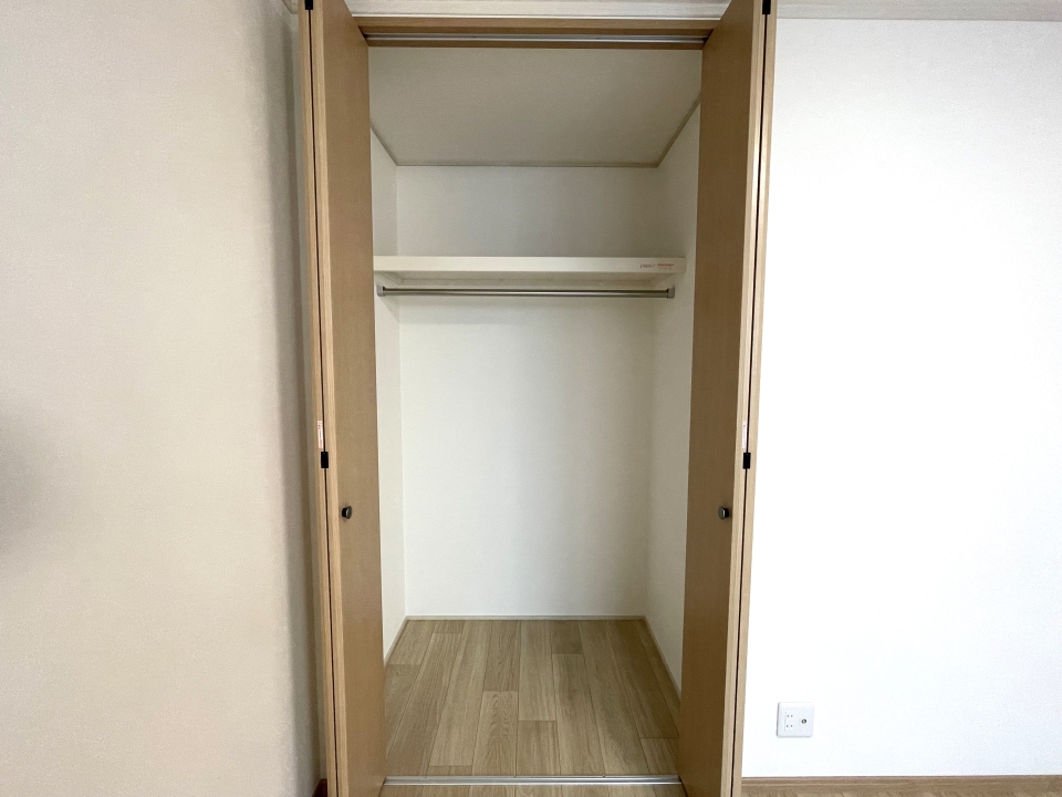 こちらにもクローゼット！