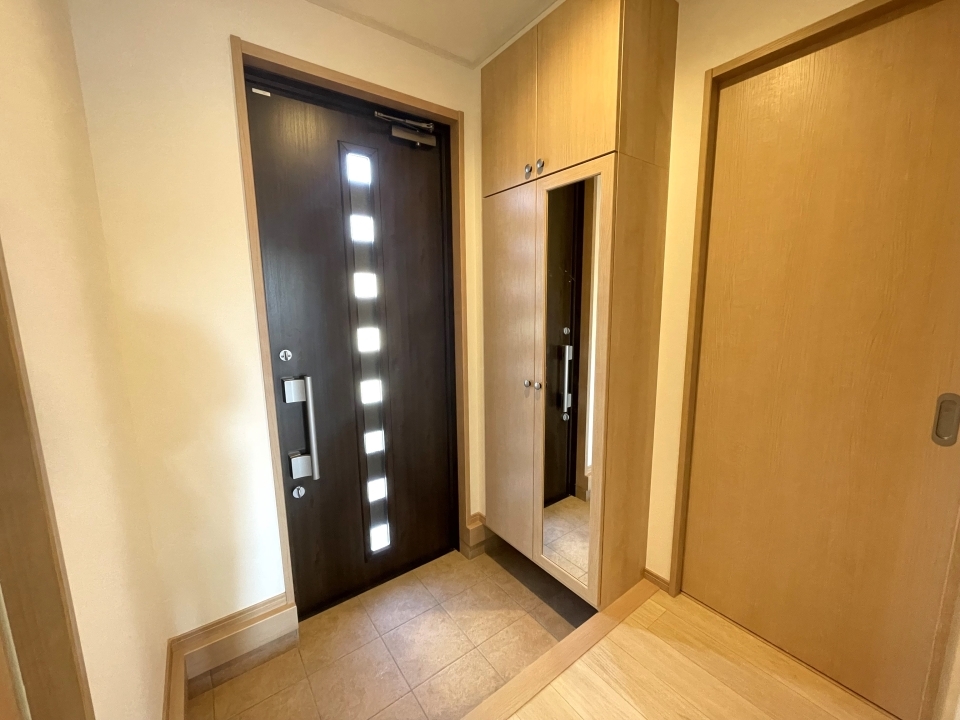 広々とした玄関