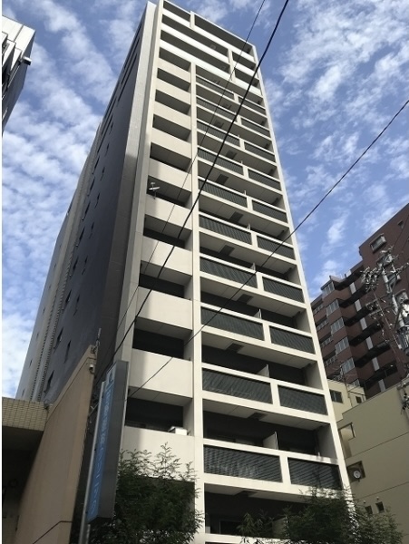 外観。街中にそびえ立つ。　※画像はイメージです。