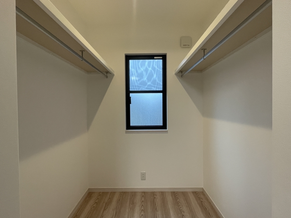 広めのウォークインクローゼット