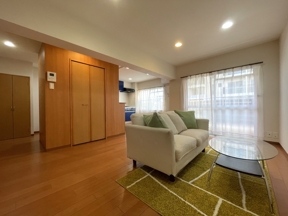 ウッディな柔らかい空間です。