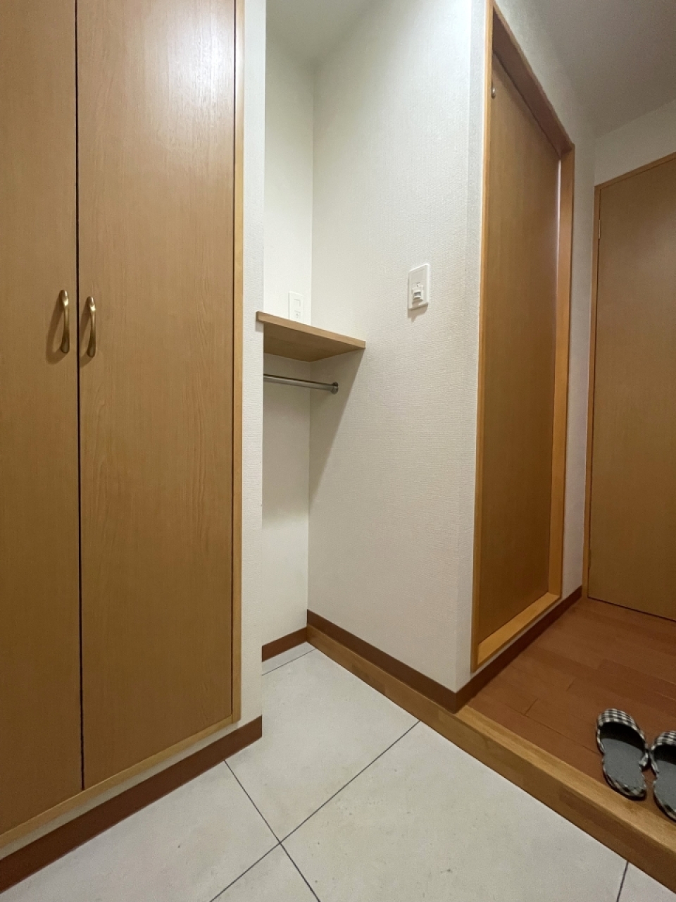 玄関スペースもゆとりがある広さです。