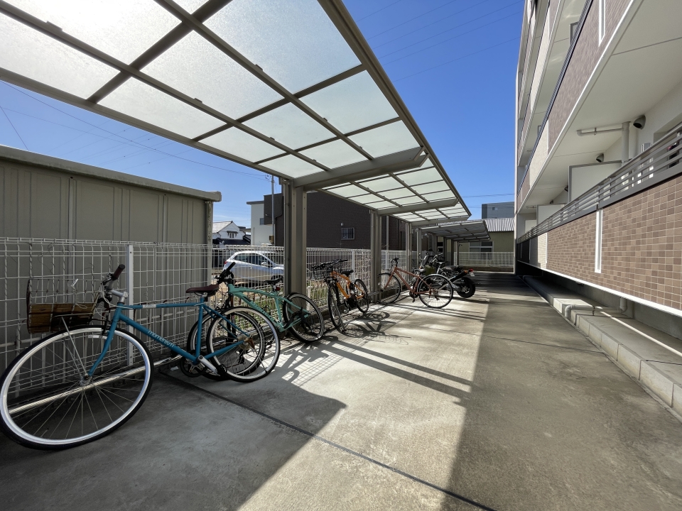 駐輪場、ひろーーい。