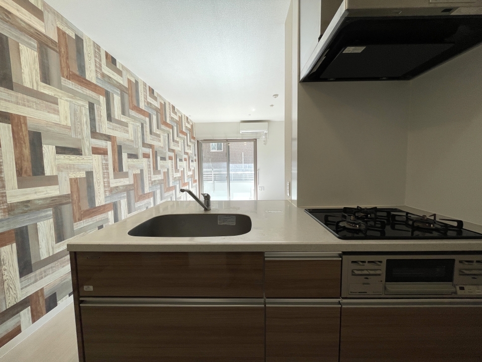 キッチンからも、「壁」を眺められます。