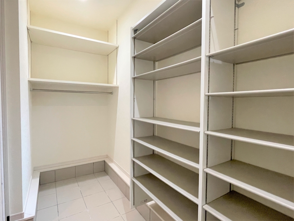 シューズクロークまであります。