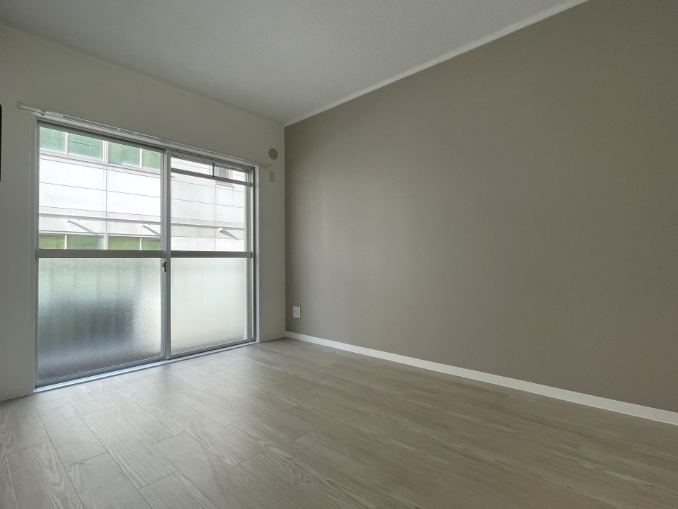 5.5帖の洋室。ここには収納はありません