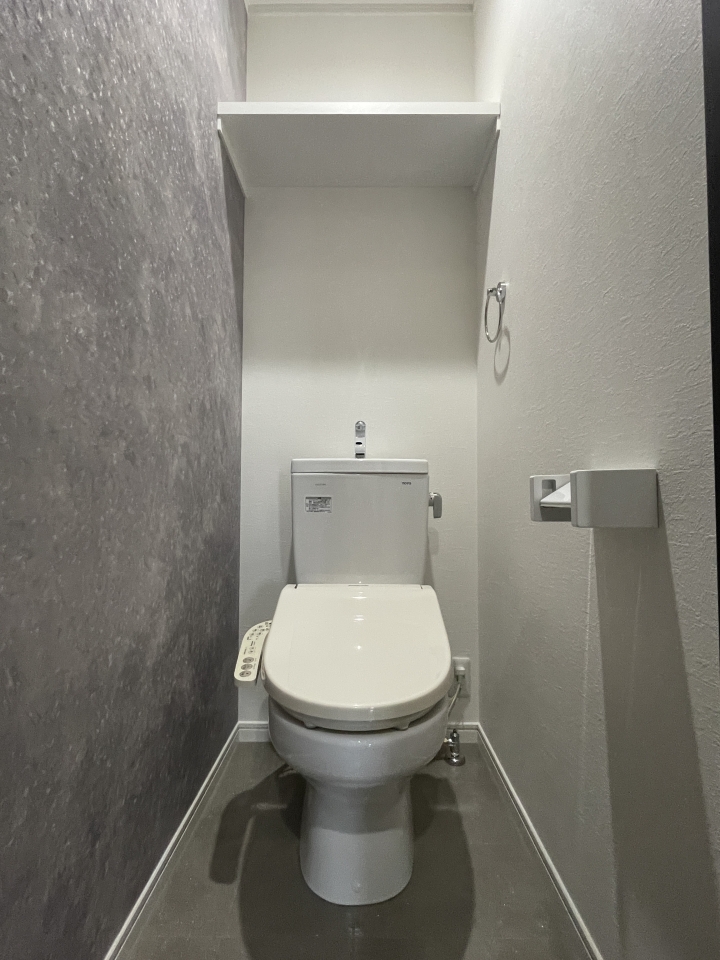 2F トイレ