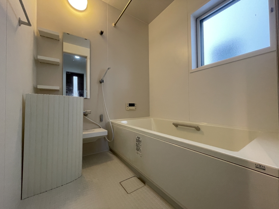 広めの浴室で家族でパシャパシャ