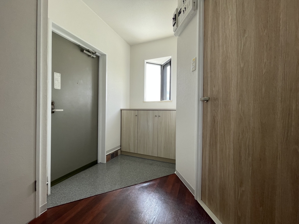 玄関も広々としています。