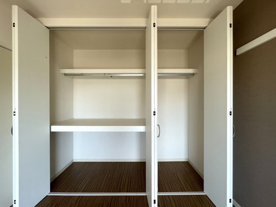 ワンピースやコートもかけれるのが嬉しい。