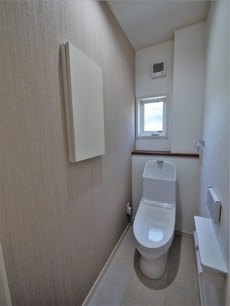 1階にも2階にも。貴重な小物入れがポイント。