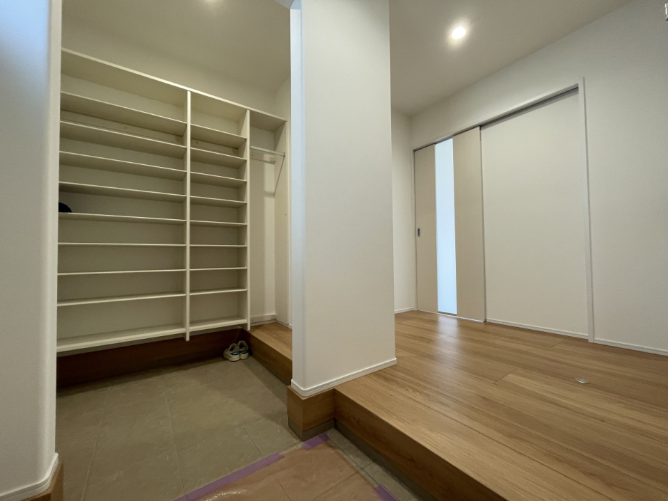 玄関がとっても広い！！