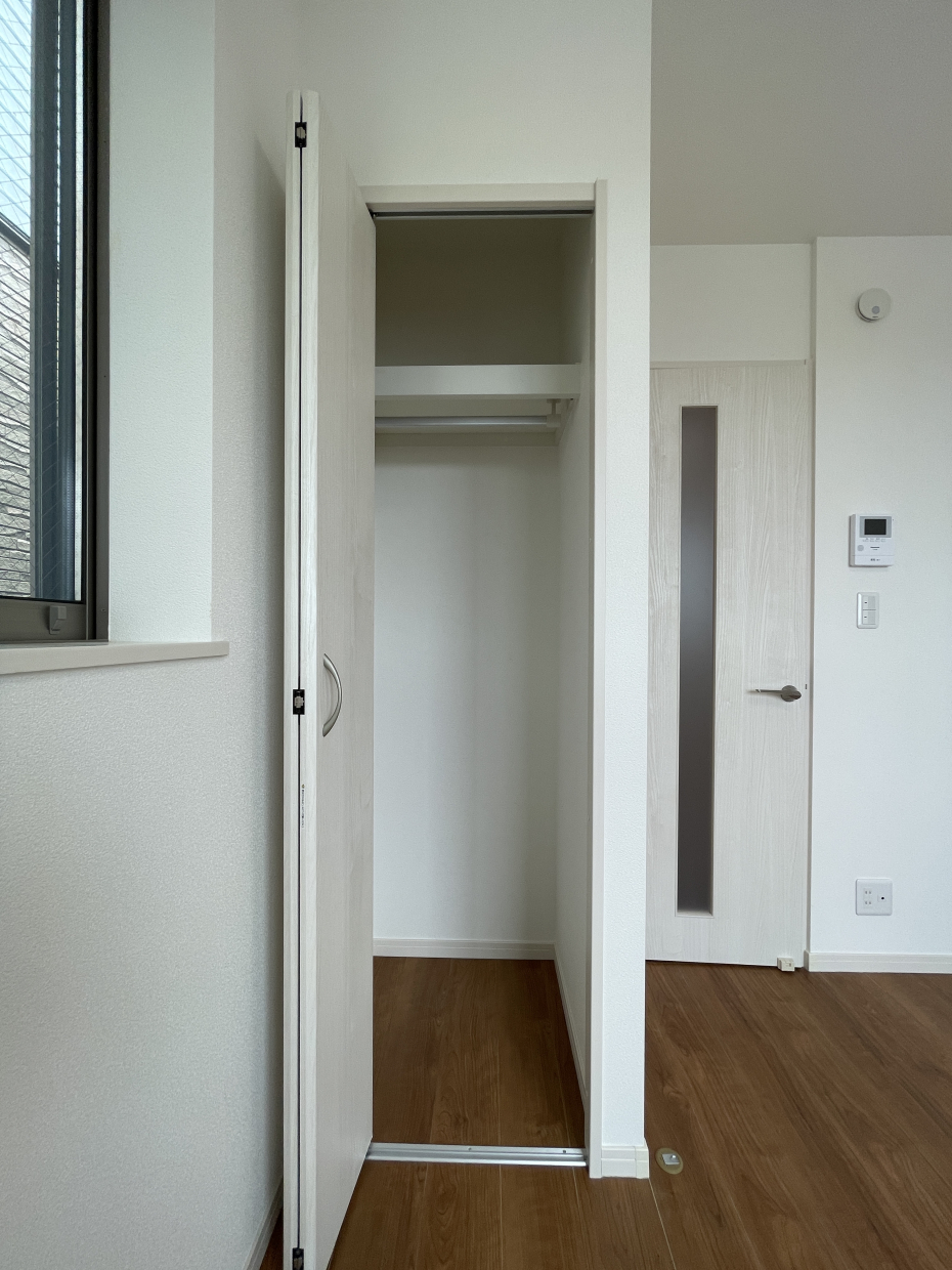 クローゼットもあります