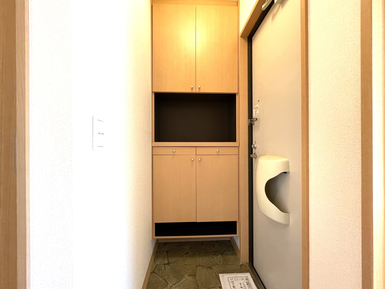 玄関はシューズボックスがあります