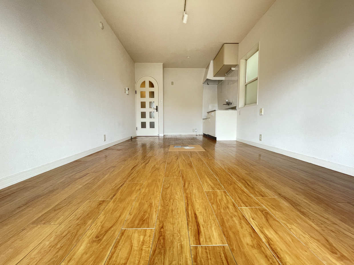 LDKは11帖あります。アーチ型の扉がかわいい