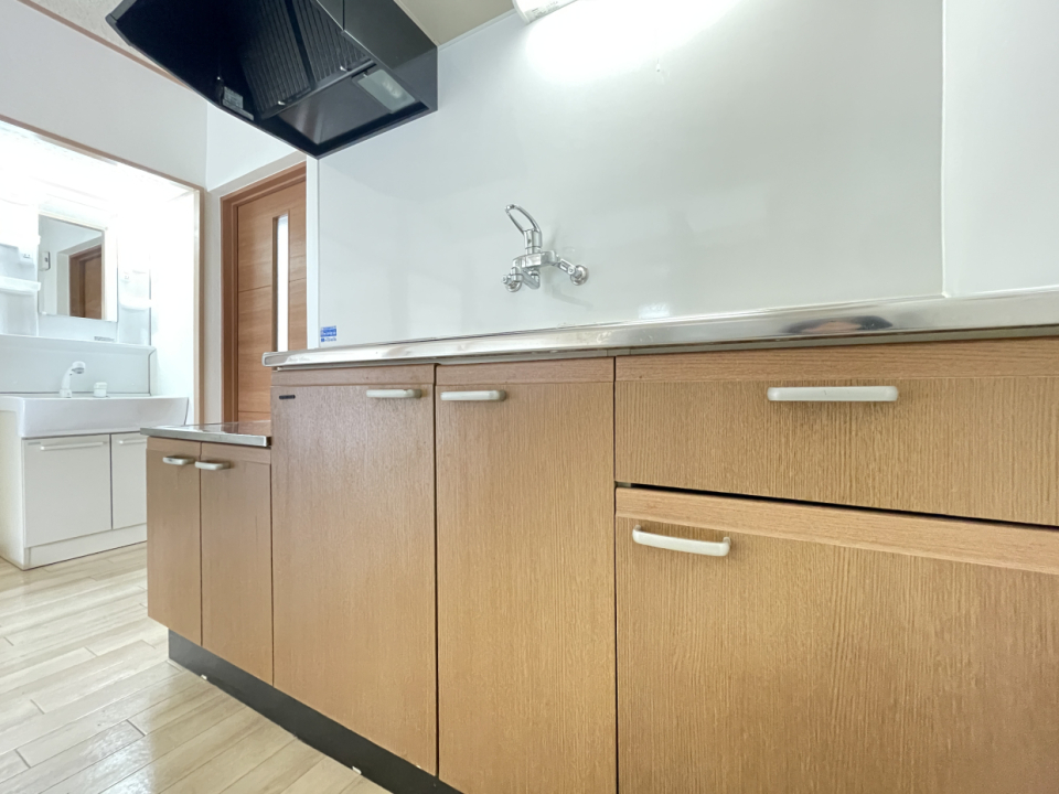 キッチンはブラウン