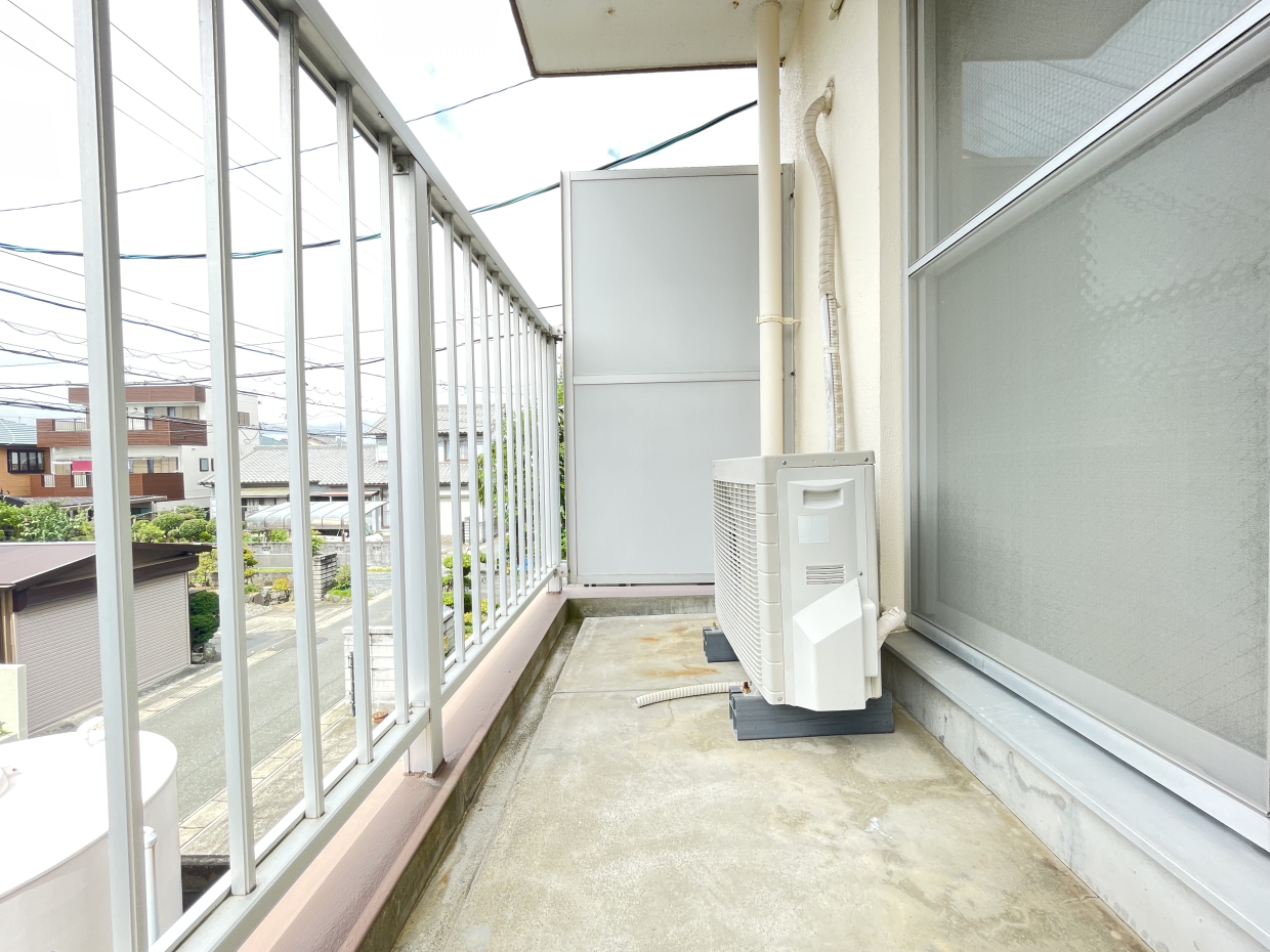 西側にもベランダがあります