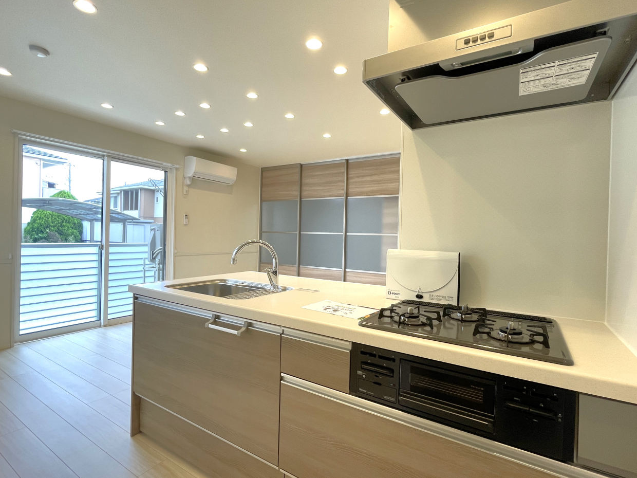 人気の対面式キッチン