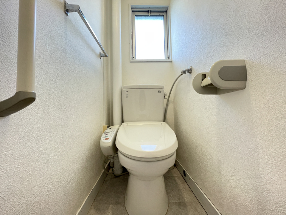 トイレは温水洗浄便座